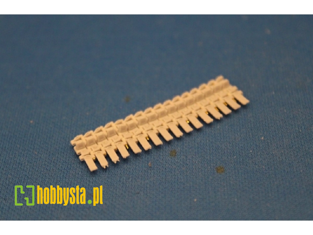 Winter Chain For Panzer Iii And Panzer Iv Versions Workable, Late Version - image 1 Winter Chain For Panzer Iii And Panzer Iv Versions Workable, Late Version - image 1