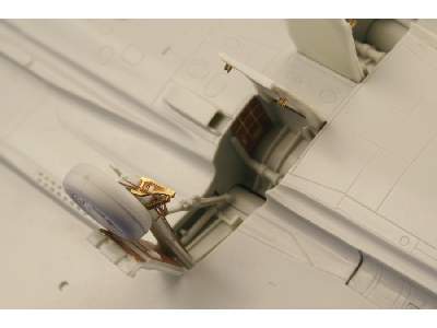 EF-2000 Typhoon Two-seater 1/72 - Revell - image 19