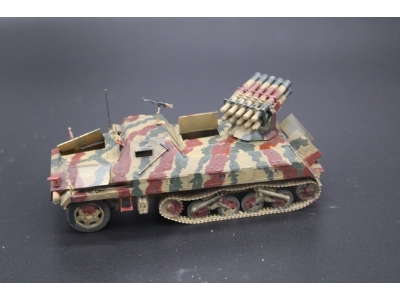 Opel Blitz Maultier With Panzerwerfer 42 - image 1