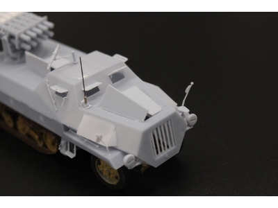 Opel Blitz Maultier With Panzerwerfer 42 - image 3