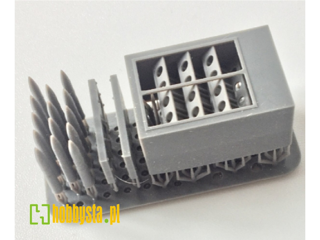 Ammo Box And Ammo For 8,8 Flak Border U-boot - image 1