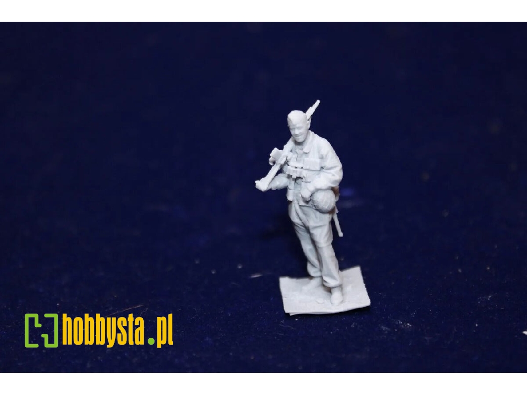 German Paratrooper 1940 - image 1