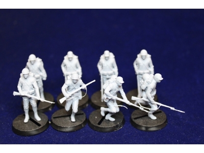 Japanese Wwii Soldiers Attacking - Set 2 (8 Figures) - image 2