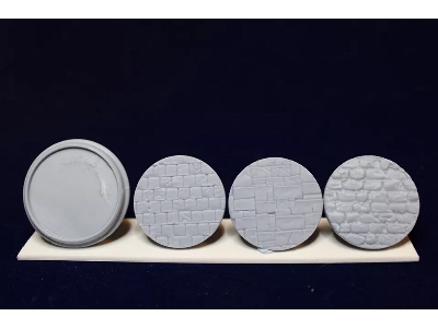 Figure Base With 3 Different Bases - image 2