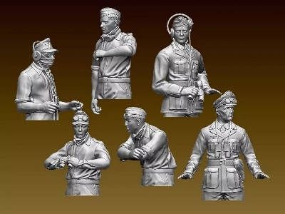 Dak Tank Crew With Rommel Half Figure - image 1