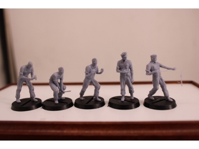 5 German Tank Mechanics - image 2