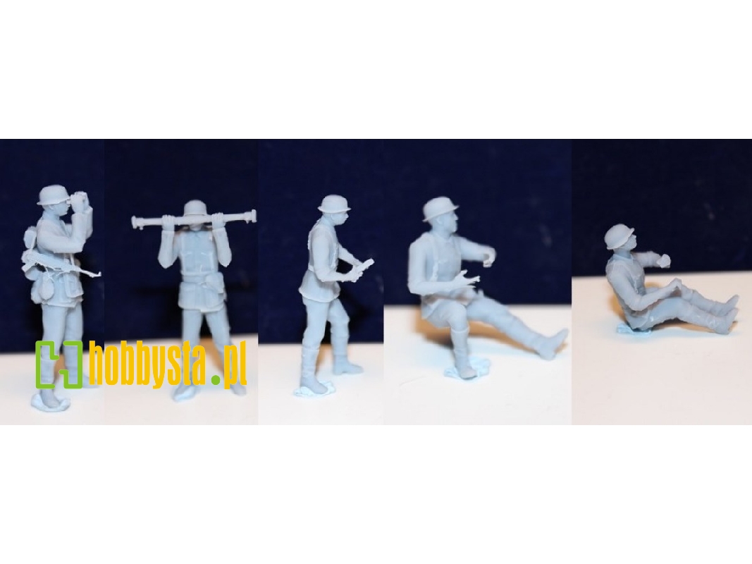 Luftwaffe Soldiers Anti-aircraft 2cm Flakvierling 38 Complete Crew (5 Figures) - image 1 Luftwaffe Soldiers Anti-aircraft 2cm Flakvierling 38 Complete Crew (5 Figures) - image 1