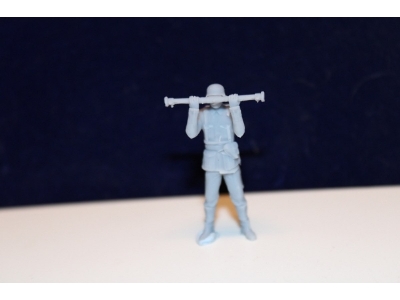 Luftwaffe Soldiers Anti-aircraft 2cm Flakvierling 38 Complete Crew (5 Figures) - image 3
