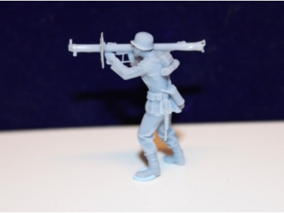 Wehrmacht Panzerjäger 10 Men Complete - image 6
