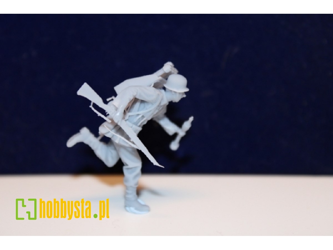 Wehrmacht Tank Hunter Attack Group (6 Soldiers) - image 1 Wehrmacht Tank Hunter Attack Group (6 Soldiers) - image 1