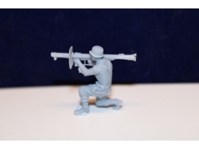 Wehrmacht Tank Hunter Attack Group (6 Soldiers) - image 3