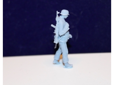 Waffen Ss Grenadier With Steel Helmet And K98 Walking - image 1