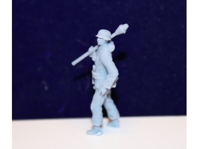 Waffen Ss Grenadier With Panzerfaust - image 3