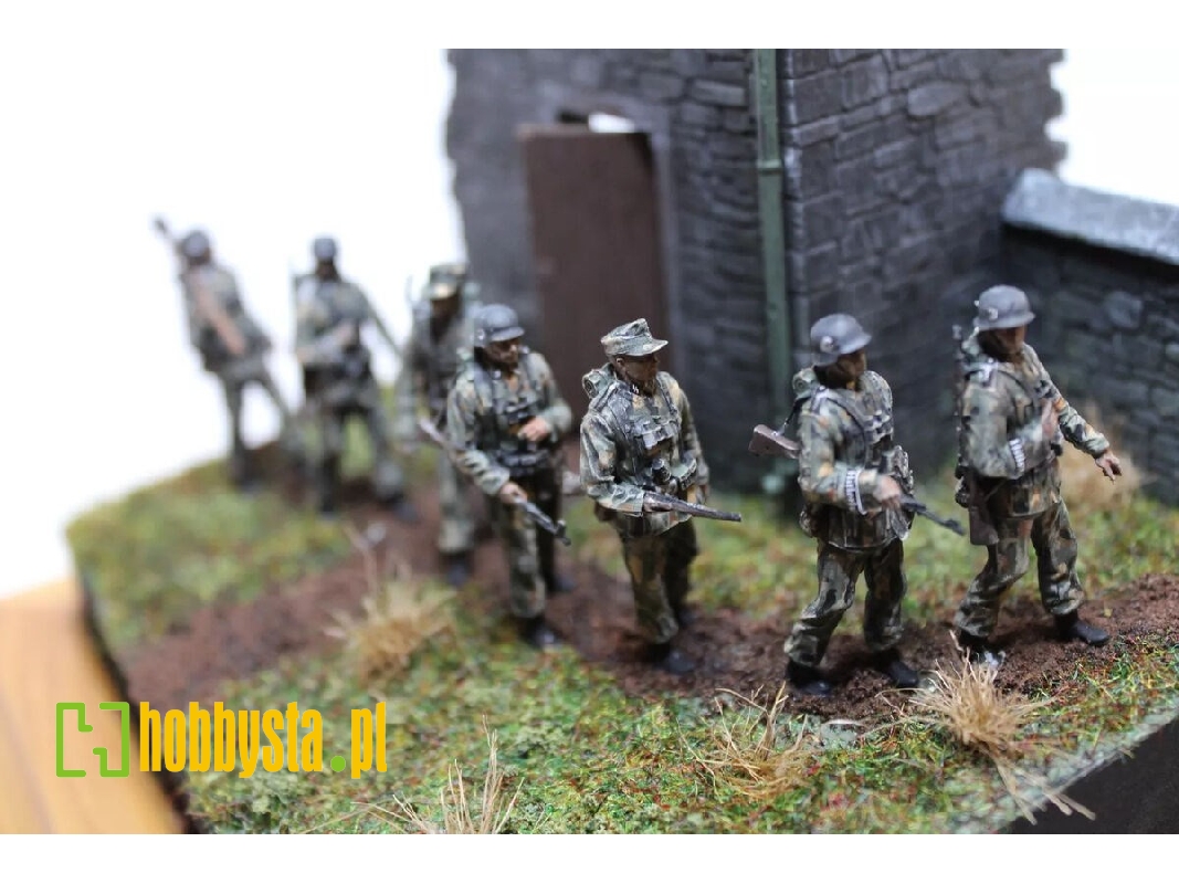 Waffen Ss Troops Marching (With Decals) - image 1 Waffen Ss Troops Marching (With Decals) - image 1