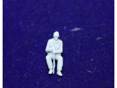 Soldier Afrika Corps Seated With Rifle In Both Hands - image 3