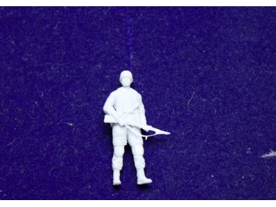 Paratroopers Crete With Rifle And Cartridge Belt - image 1