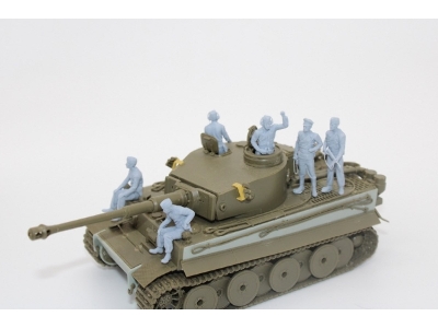 German Wwii Tank Commander Both Hands On The Coupula - image 3