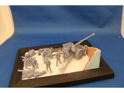 Complete Crew For 8,8 Cm Pak 43 (9 Soldiers) - image 1
