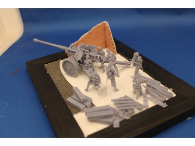 Complete Crew For 8,8 Cm Pak 43 (9 Soldiers) - image 2