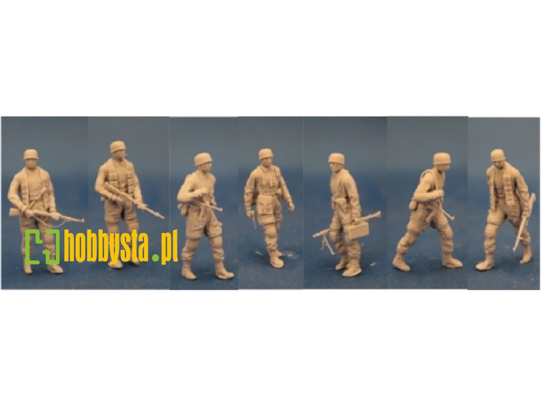 German Wwii Fallschirmjager With Dropcontainer (7 Figures) - image 1