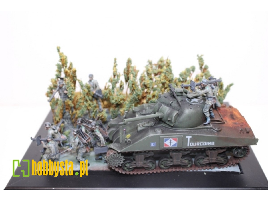German Wwii Tank Hunters (9 Figures) - image 1