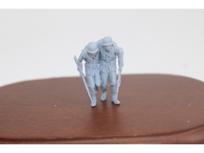 German Soldiers With 8cm Grenade Launcher And Mauer And Grenade Launcher (6 Figures) - image 4