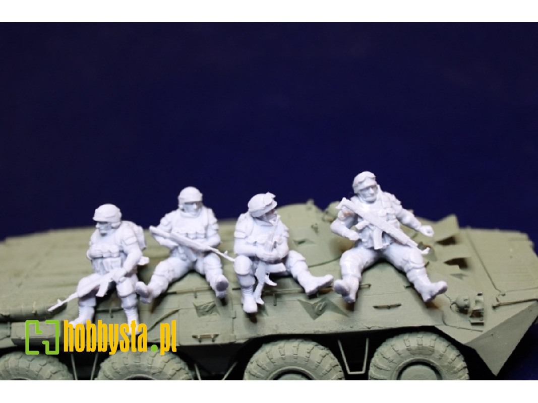 Ukrainian Soldiers Sitting On A Vehicle (4 Figures) - image 1