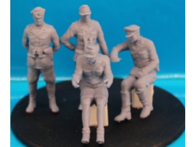 Rommel And Staff For Horch Staff Car - image 1