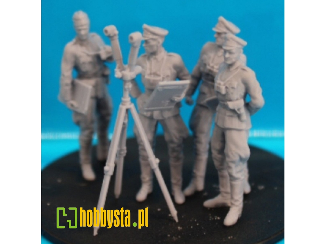 4 German Officers With Optical Sight - image 1