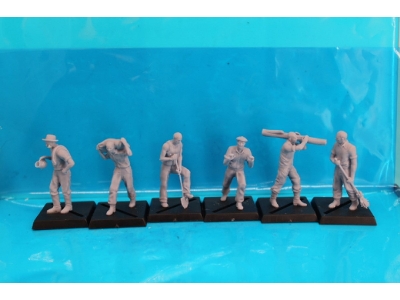 19 Workers And Accessories - image 2