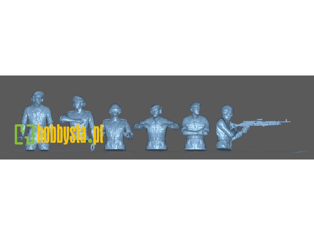 6 Challenger Tank Crew Full Half-figures - image 1