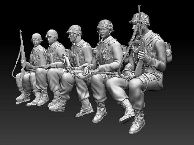 5 Us Soldiers Sitting In A Car - image 1