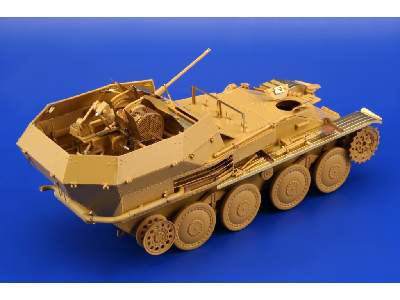 Flakpanzer 38 (Gepard) exterior 1/35 - Italeri - image 4