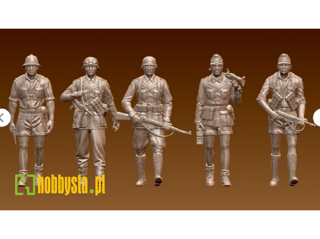 Soldiers Of The Dak Walking (5 Figures) - image 1