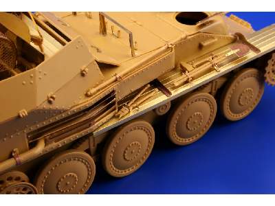 Flakpanzer 38 (Gepard) exterior 1/35 - Italeri - image 8