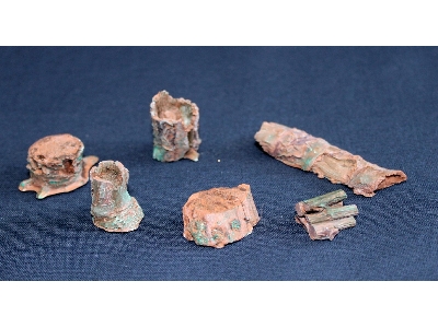 6 Resin Tree Stumps Set No. 1 - image 1