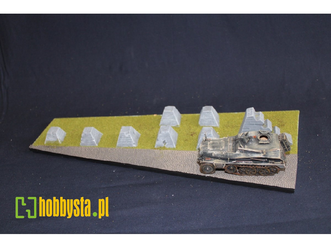 Siegfried Line Dragon's Teeth And Road Block - image 1