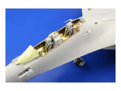 Su-27UB Flanker C interior S. A. 1/32 - Trumpeter - image 4