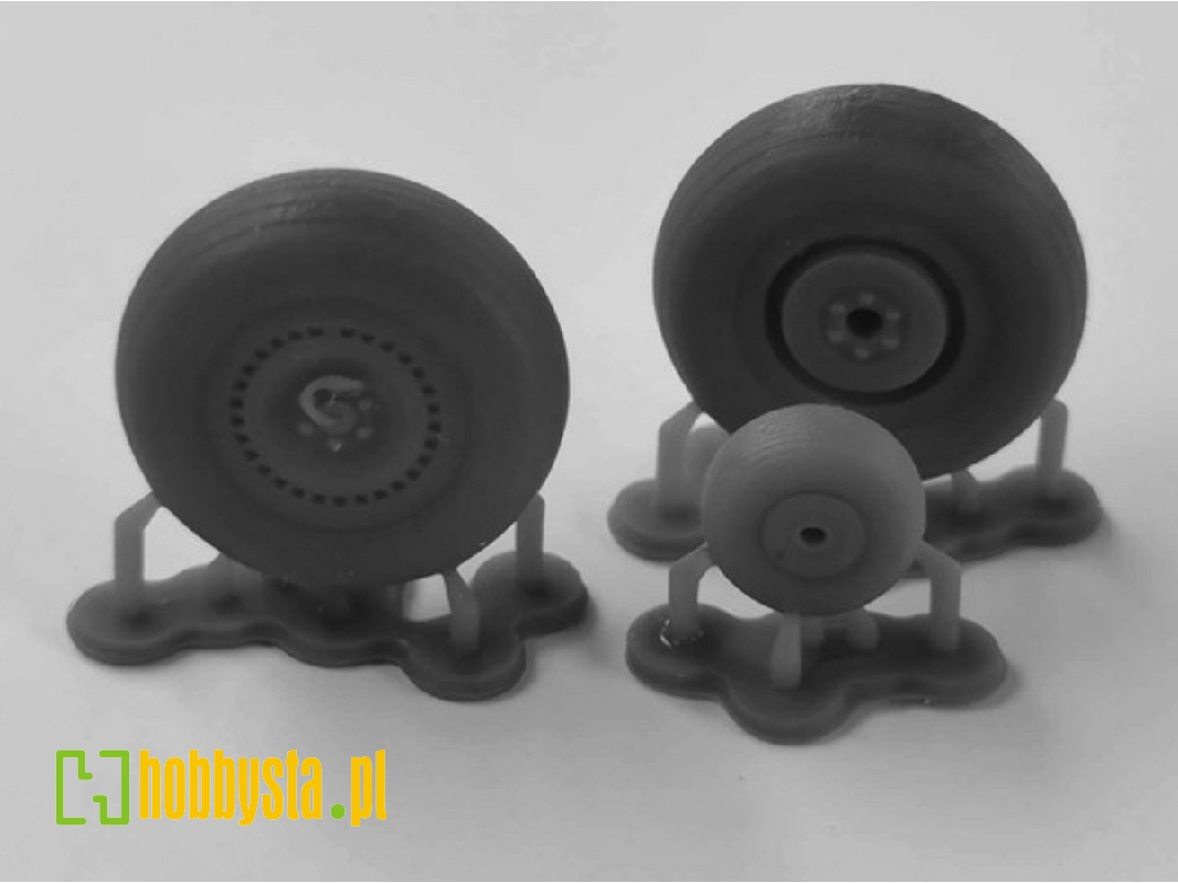 Jak-9t - Wheels - image 1