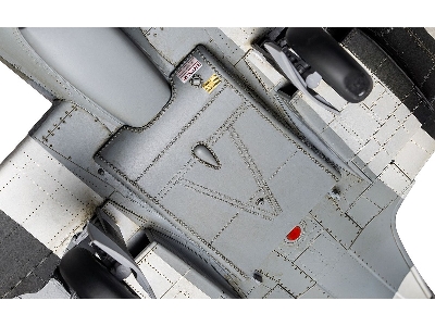 Supermarine Spitfire Mk.Ixc - Flying Dray - image 12