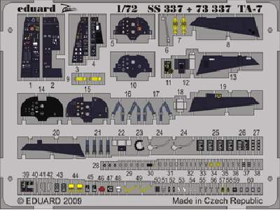 TA-7 S. A. 1/72 - Hobby Boss - image 1