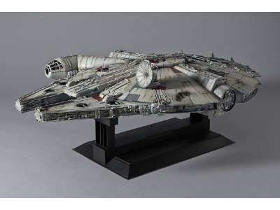 Millennium Falcon 'perfect Grade' (Plastic Model Kit) - image 5