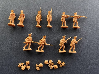 Napoleonic Russian Infantry - Action (40 Figures) - image 4