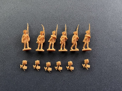 Napoleonic Wars Russian Infantry - Marching (40 Figures) - image 2