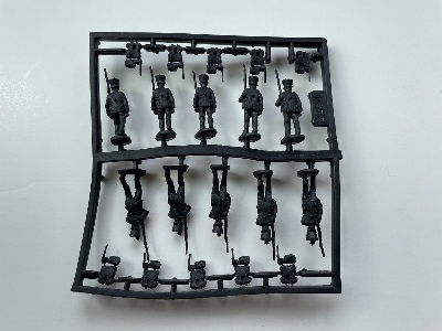 Napoleonic Hungarian Infantry (Marching - 40 Figures) - image 4