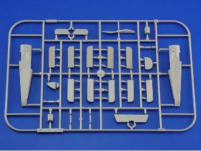 Sopwith F.1 Camel R. N.A. S. 1/48 - image 4