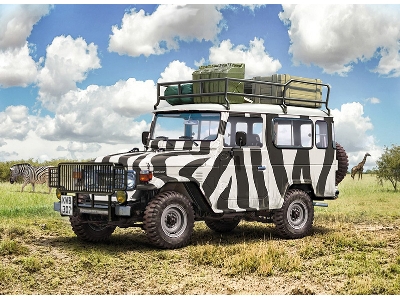 Toyota Land Cruiser SAFARI - image 1