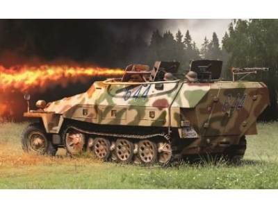 Sd.Kfz.251/16 Ausf.D Flammpanzerwagen - image 1