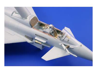EF-2000 Two-seater interior S. A. 1/48 - Revell - image 2