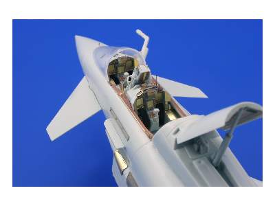 EF-2000 Two-seater interior S. A. 1/48 - Revell - image 5
